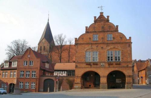 Zum Schwedenkonig Hotel Gadebusch Exterior foto
